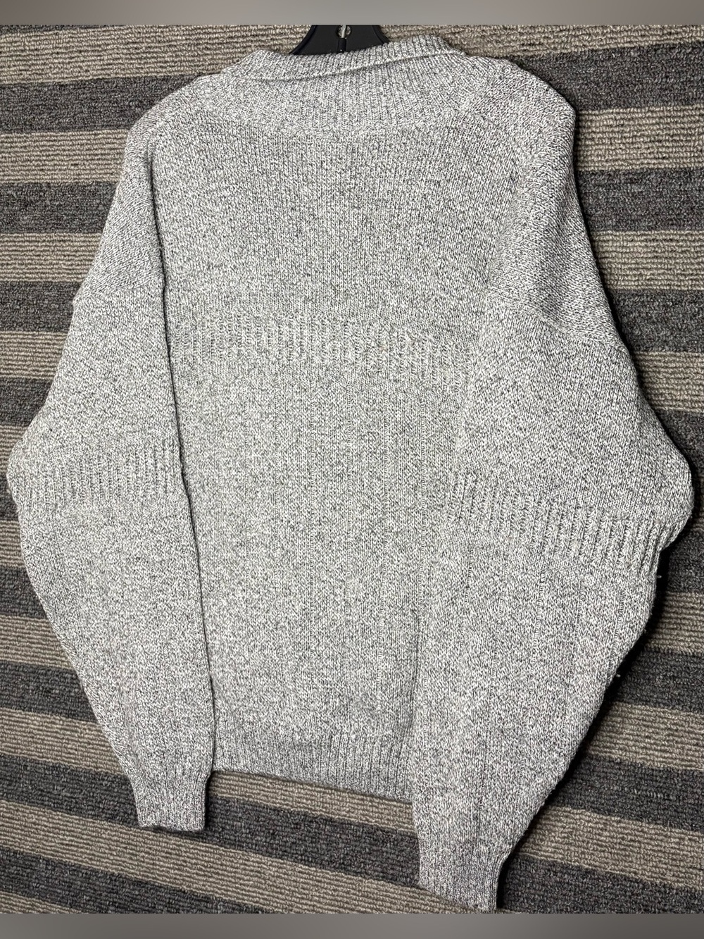 Vintage 90’s Bovet Grey Wool Blend Cardigan with Owl Patch Men’s Medium EUC - Picture 6 of 6